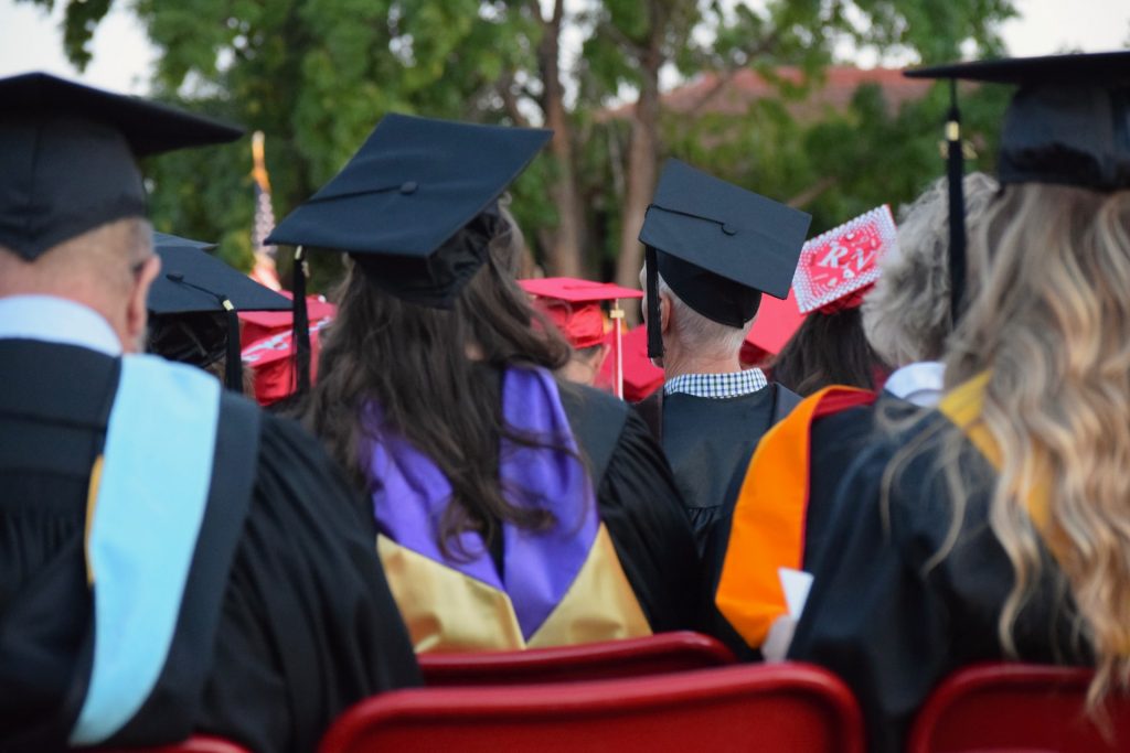 jeunes diplomés